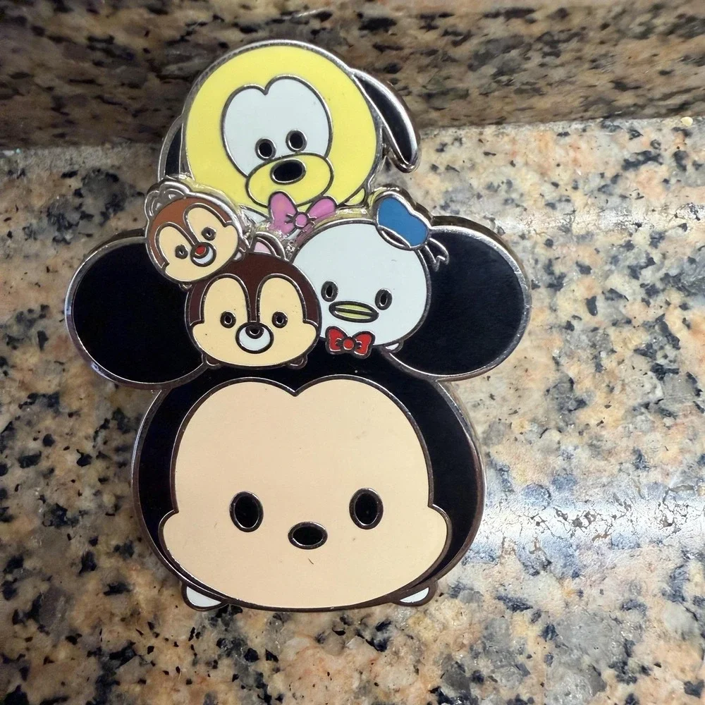 Disney Parks Tsum Tsum Mickey Pluto Donald Chip Dale Slider Trading Pin 2015